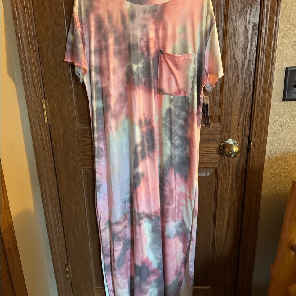 NWT- Tie-Dye Maxi Dress with Pocket